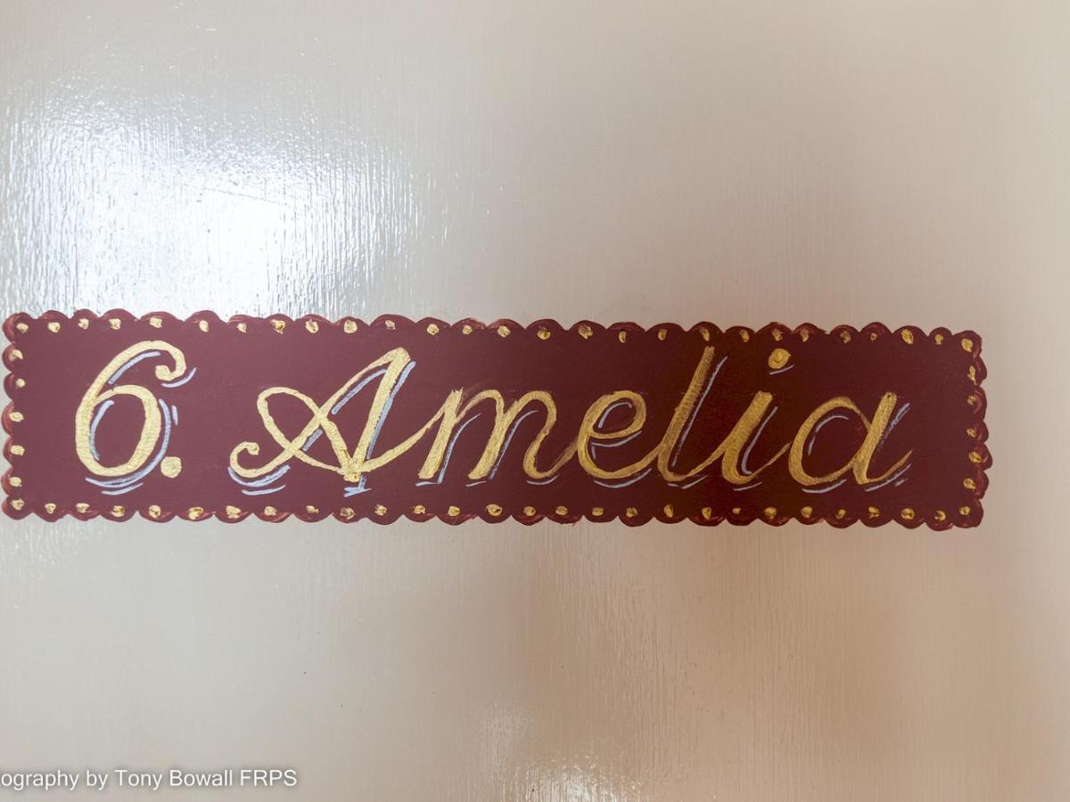 Pass The Keys The Delightful Amelia Suite Brighton Bagian luar foto